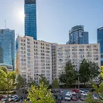 Metro Swietokrzyska Loft وارسو