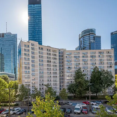 Metro Swietokrzyska Loft Varsavia